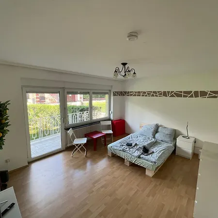 Privatzimmer Naehe Residenz Und Innenstadt Вюрцбург Экстерьер фото